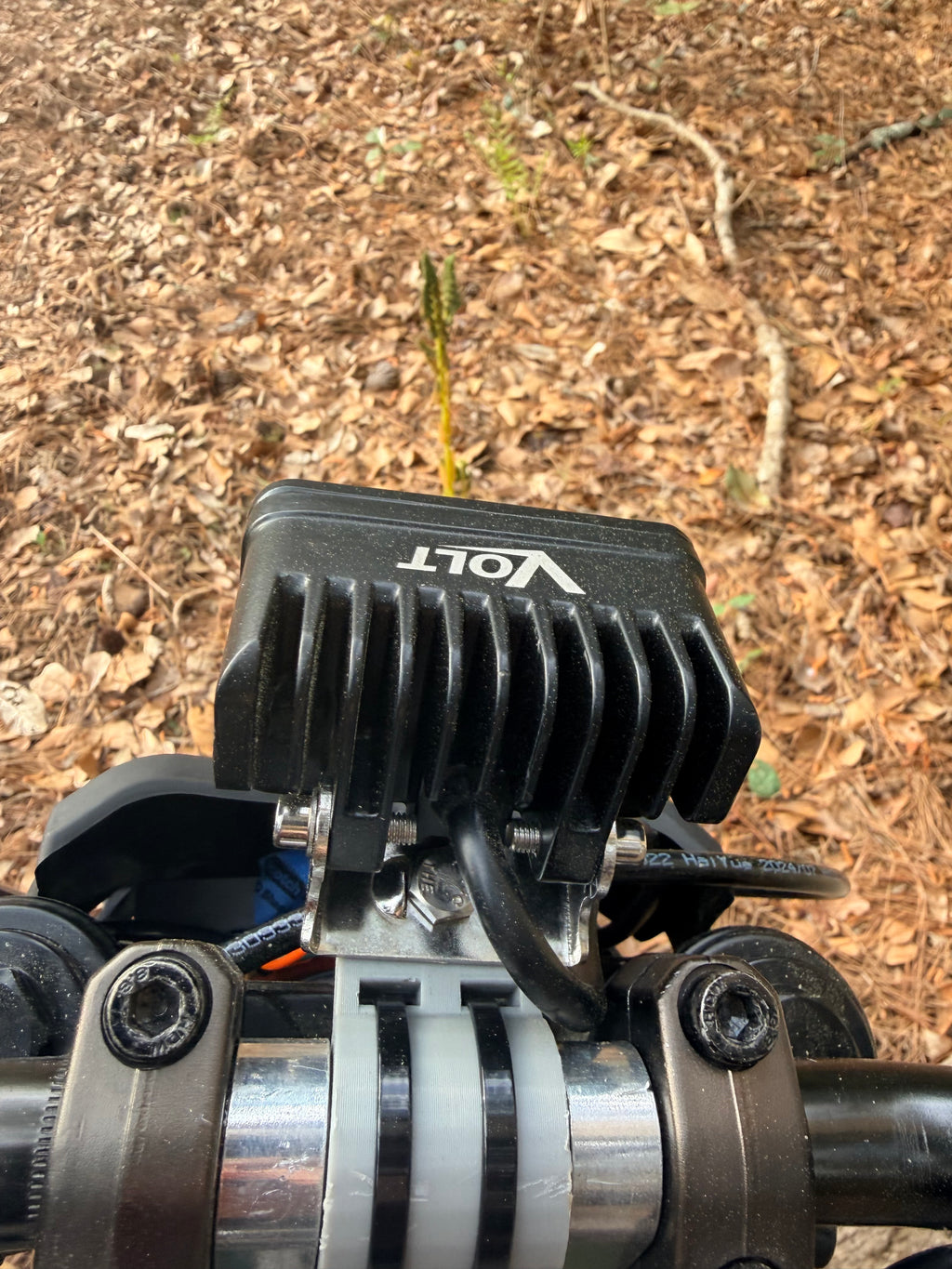 Emoto Baja Mount